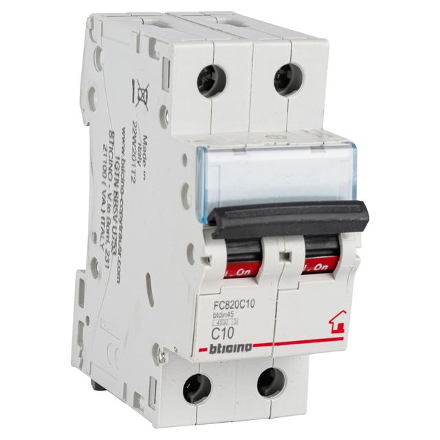 INTERRUTTORE MAGNETOTERMICO BTICINO 2P C10 2 MODULI 4500A | Tecnomat INTERRUTTORE MAGNETOTERMICO BTICINO 2P C10 2 MODULI 4500A | Tecnomat