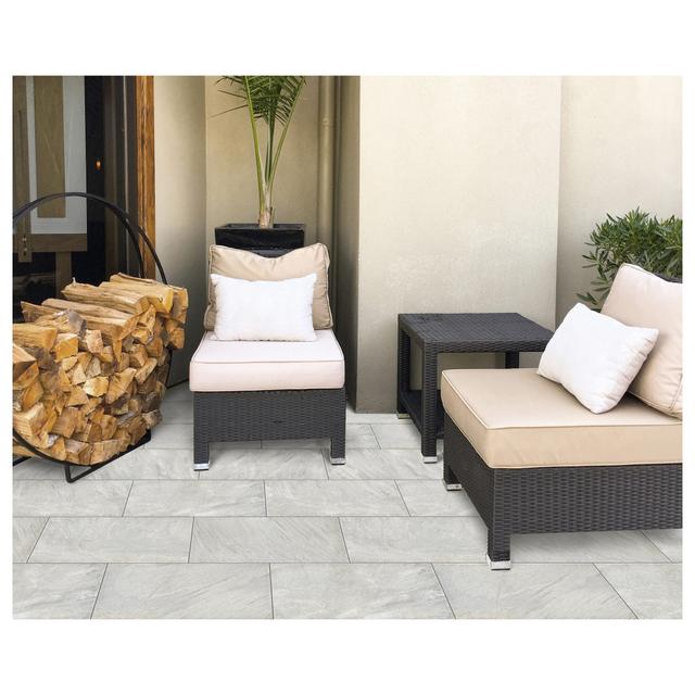 PAVIMENTO ESTERNO QUARZO LIGHT GREY 30,2X60,4x0,8 cm PEI 4 R11 GRES PORCELLANATO | Tecnomat PAVIMENTO ESTERNO QUARZO LIGHT GREY 30,2X60,4x0,8 cm PEI 4 R11 GRES PORCELLANATO | Tecnomat